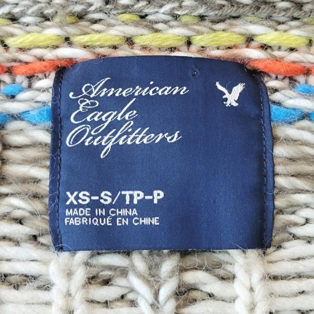 American Eagle Outfitters Tan Aztec Tribal Dolman Sleeve Chunky Cardigan Size XS - Picture 6 of 7